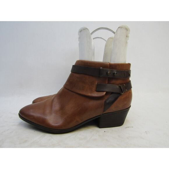 Clarks Womens Sz 7 M Brown Leather Buckle Zip Ankle Fashion Boots Bootie - Picture 1 of 11